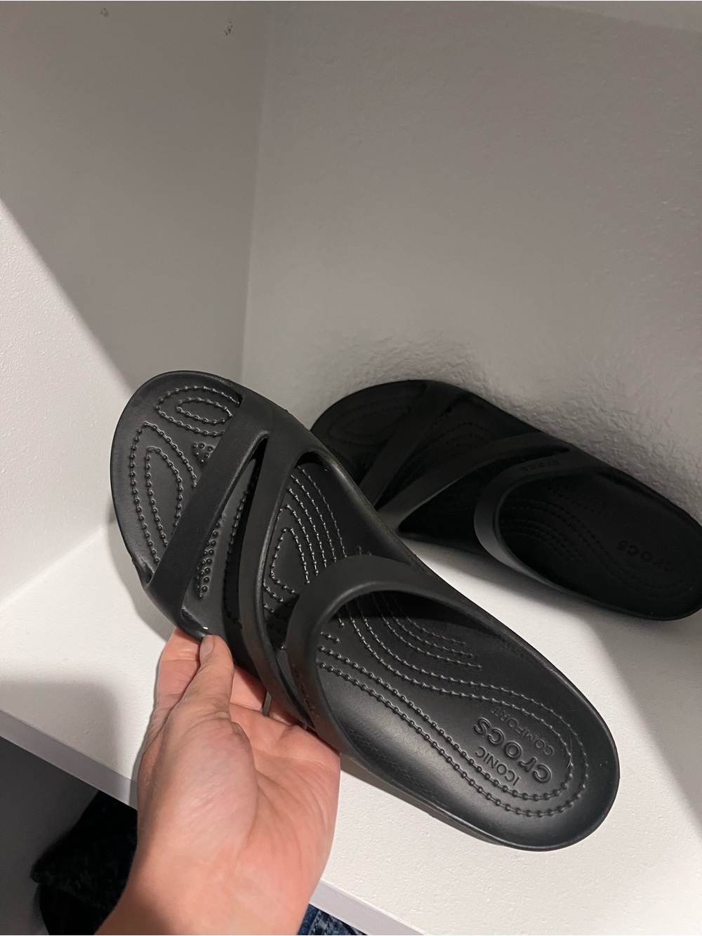 CROCS Black Comfort Slide Sandals - Picture 2 of 2